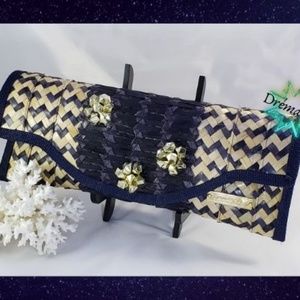 Handmade Bahamian Straw Clutch